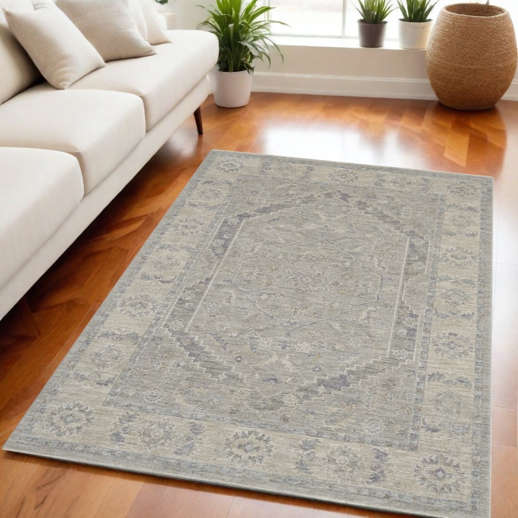 Power Loomed Floral Traditional Area Rug - 92' X '63' X '0.5