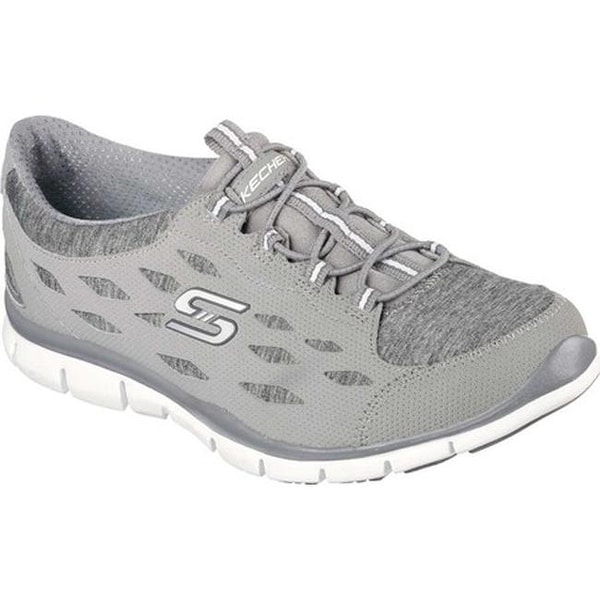 skechers bungee sneaker