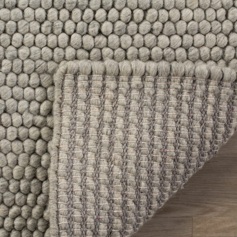 SAFAVIEH Handmade Natura Gonnie Wool Rug