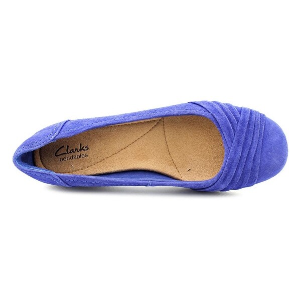 clarks bendables flats