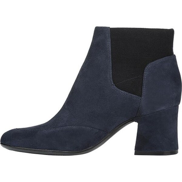 naturalizer danica bootie