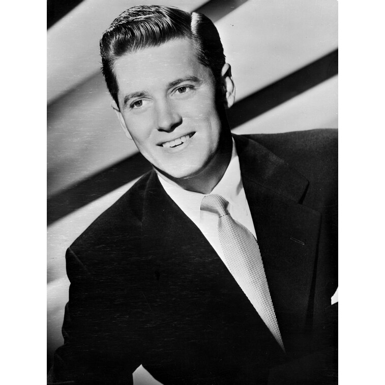 Shop A Portrait Of Gordon Macrae Photo Print Overstock 25389865