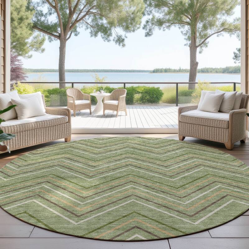 Machine Washable Indoor/ Outdoor Modern Chevron Chantille Rug - Green - 8' x 8'