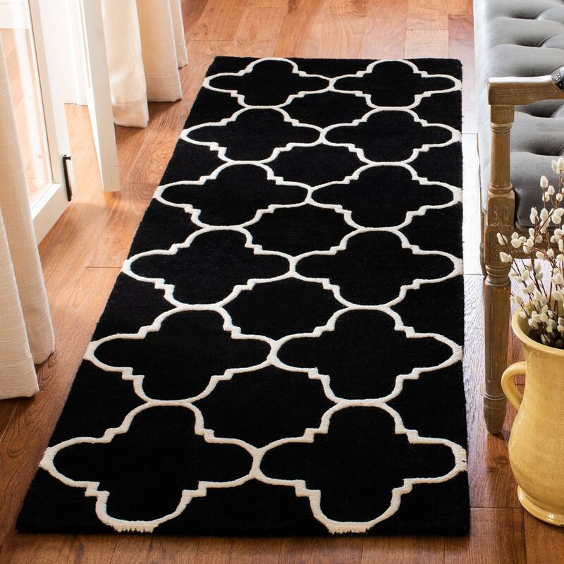 SAFAVIEH, Handmade Chatham Caisa Modern Moroccan Wool Rug - 2'3" x 7' Runner - Black/Ivory