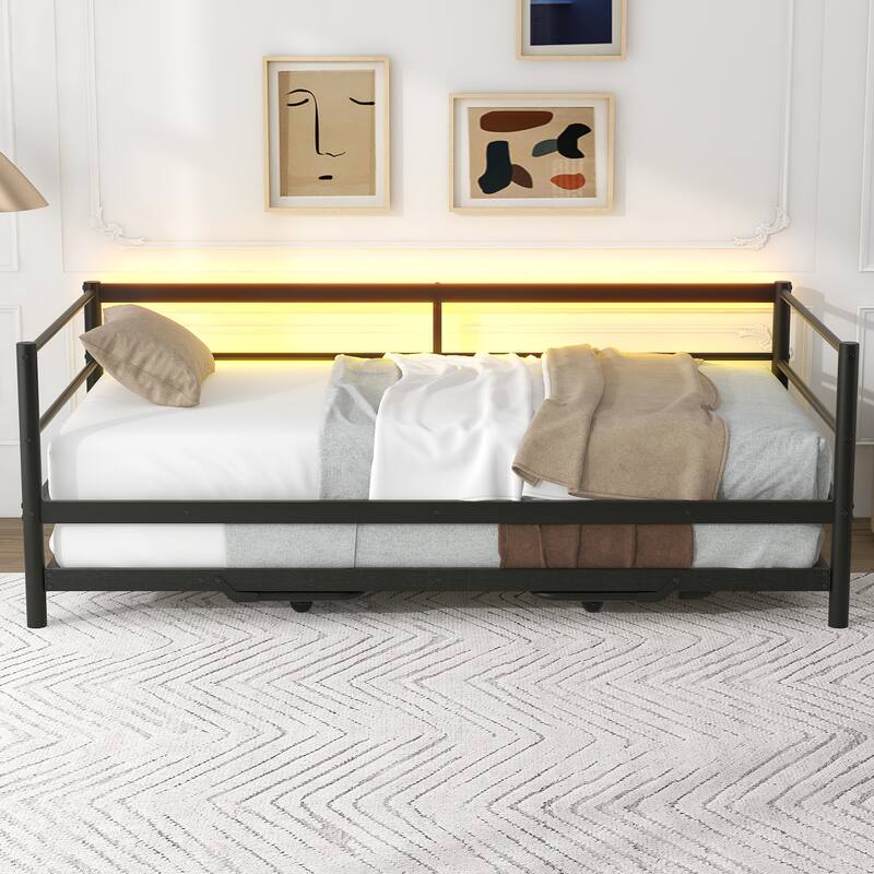 Metal Daybed with Pull-Out Trundle by Harper&Bright Designs - Black