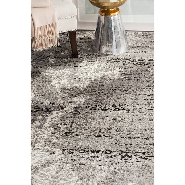 slide 2 of 20, SAFAVIEH Evoke Missy Distressed Vintage Boho Rug