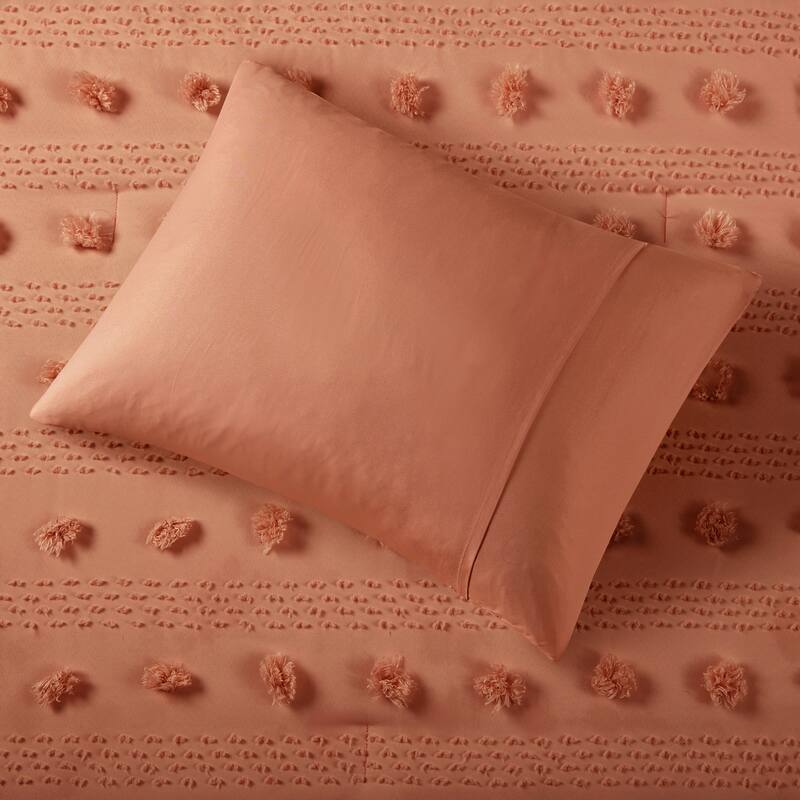 Intelligent Design Vera Clip Jacquard Comforter Set