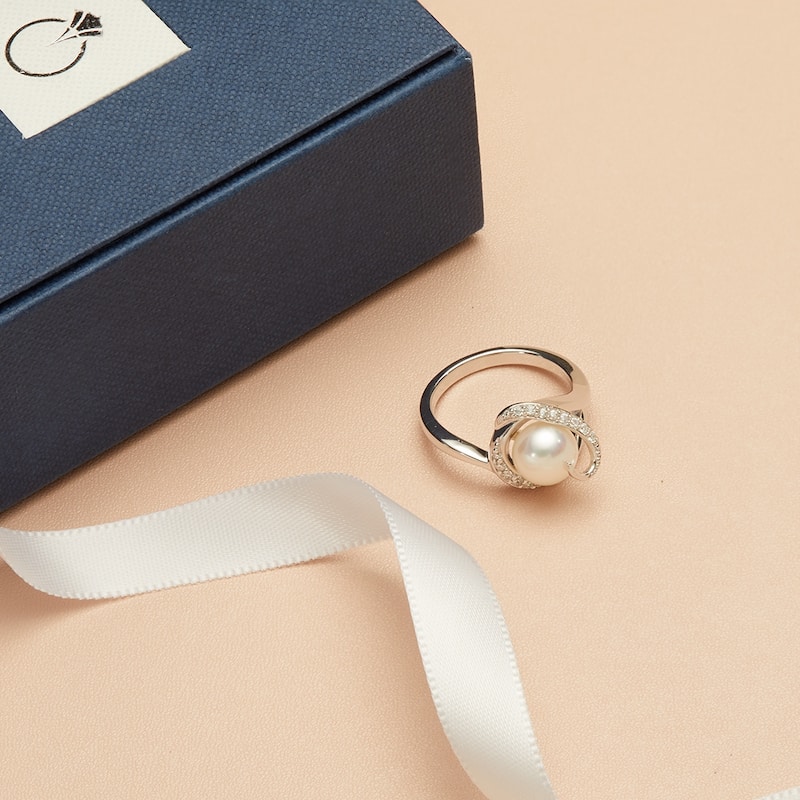 Sterling Silver White Freshwater Pearl Swirl Ring 8.5mm