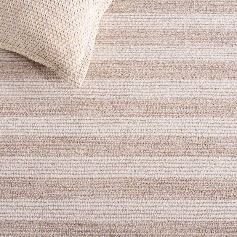 SAFAVIEH Handmade Pine Costanza Modern Wool Rug