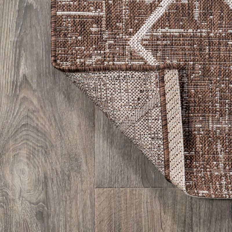 JONATHAN Y Derya Tribal Diamond Trellis Indoor/Outdoor Area Rug