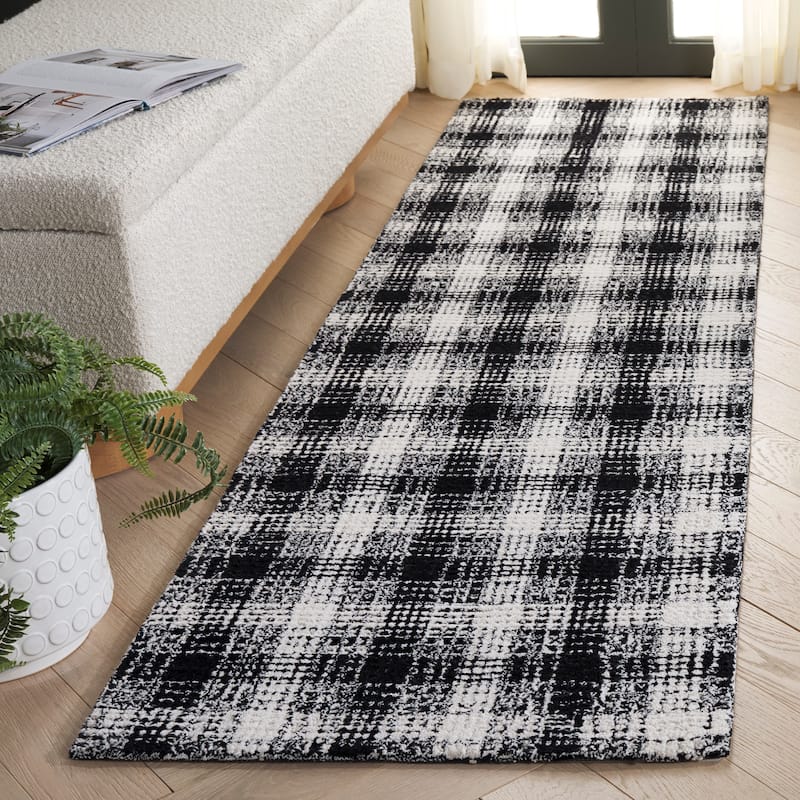 SAFAVIEH Handmade Genre Edgarda Farmhouse Plaid Wool Rug - 2'3" x 8' Runner - Black/Ivory