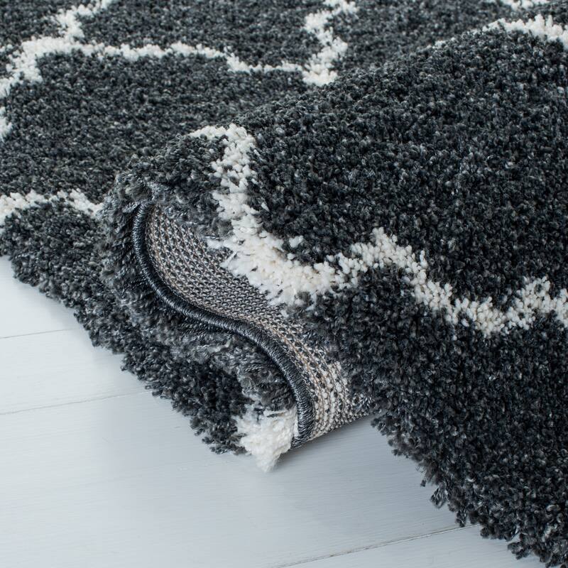 SAFAVIEH Hudson Shag Vitchka Glam Trellis 2-inch Area Rug