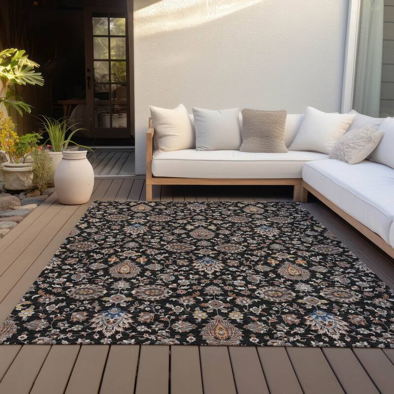 Machine Washable Indoor/Outdoor Traditional Persian Chantille Rug - Black - 2'6" x 3'10"