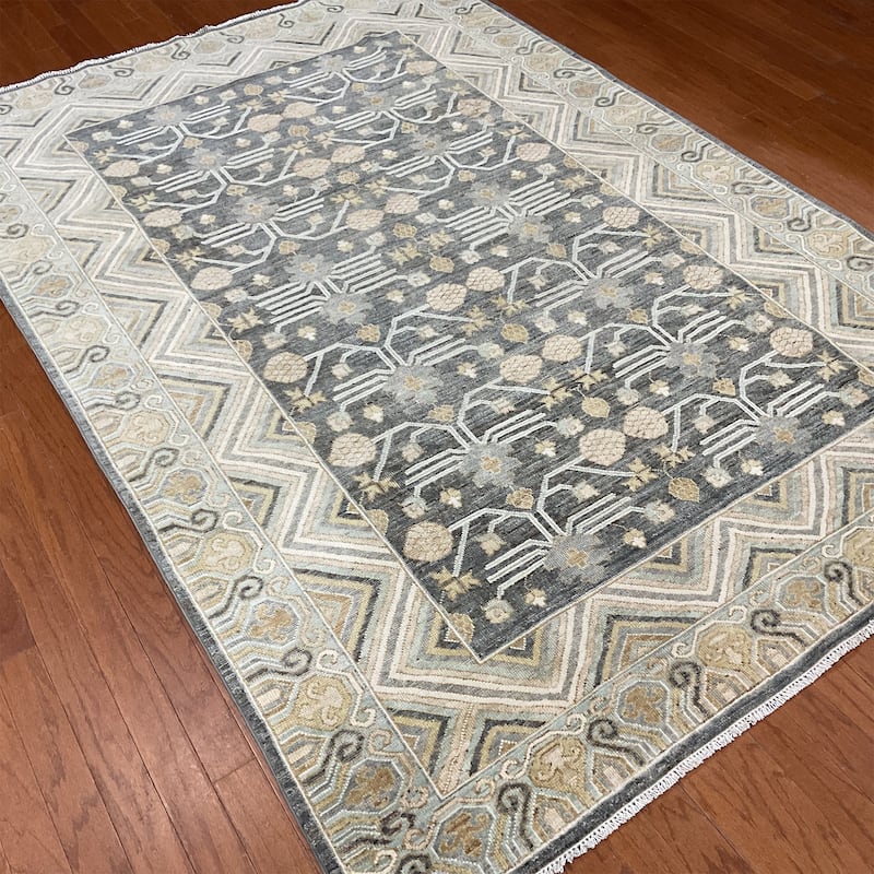 HERAT ORIENTAL Handmade Vegetable Dye Khotan Wool Rug - 6'5" x 9'2"