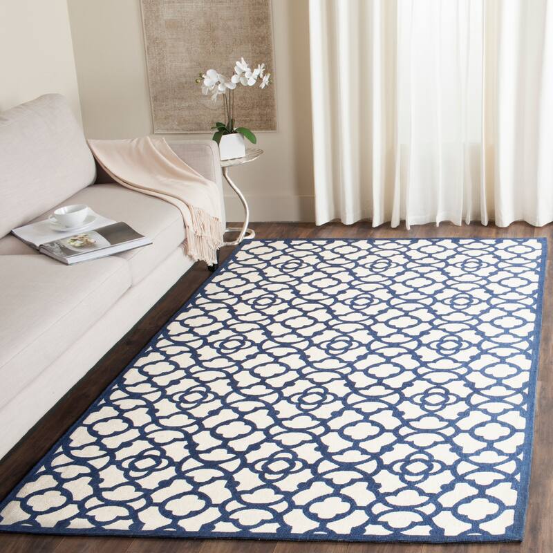 SAFAVIEH Handmade Cedar Brook Hildur Modern Jute Rug - 4' x 6' - Ivory/Navy - Rectangle
