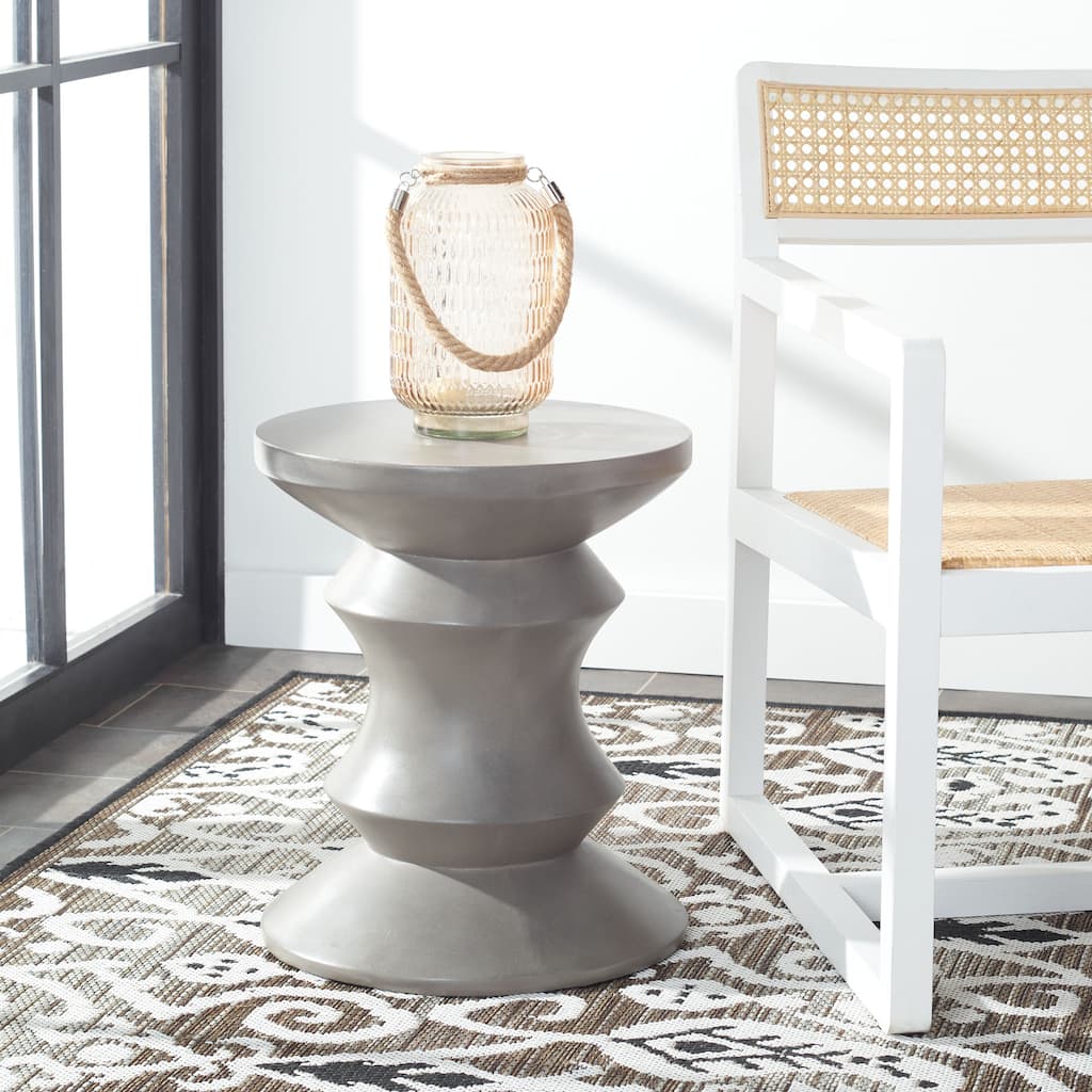 SAFAVIEH Outdoor Vaka Concrete Accent Stool - 14.96" W x 14.96" L x 17.72" H - 15Wx15Dx18H