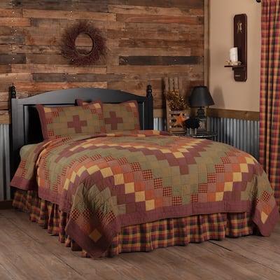 Heritage Farms Quilt Set