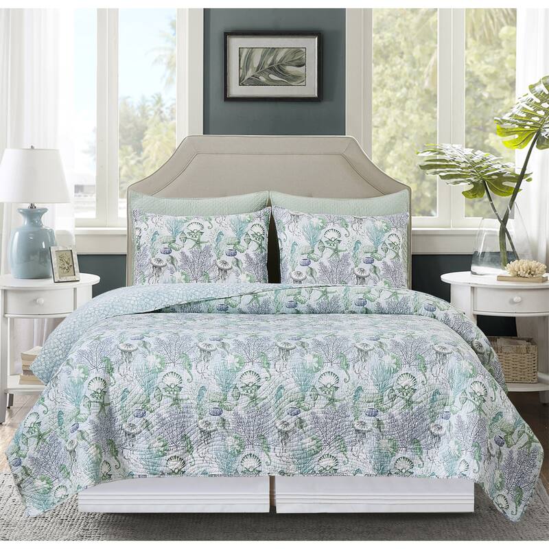 Shoreline Waters Bedding Quilt Set