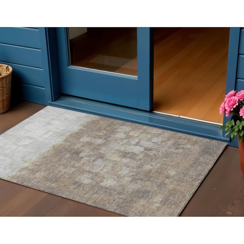 HomeRoots Abstract Transitional Rectangle Outdoor Rug - 3' x 5'