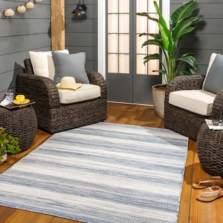 Livabliss Hampton Indoor/ Outdoor Ombre Striped Area Rug