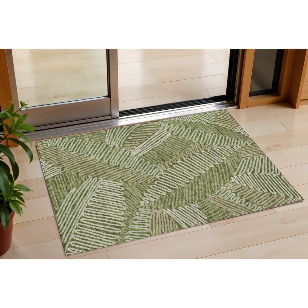 HomeRoots Floral Transitional Rectangle Outdoor Rug