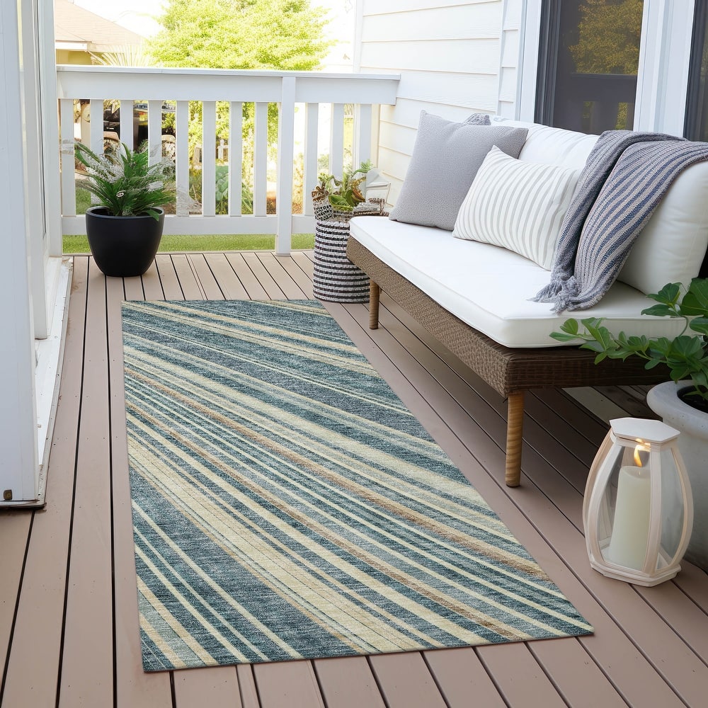 Machine Washable Indoor/ Outdoor Stripe Wave Chantille Rug