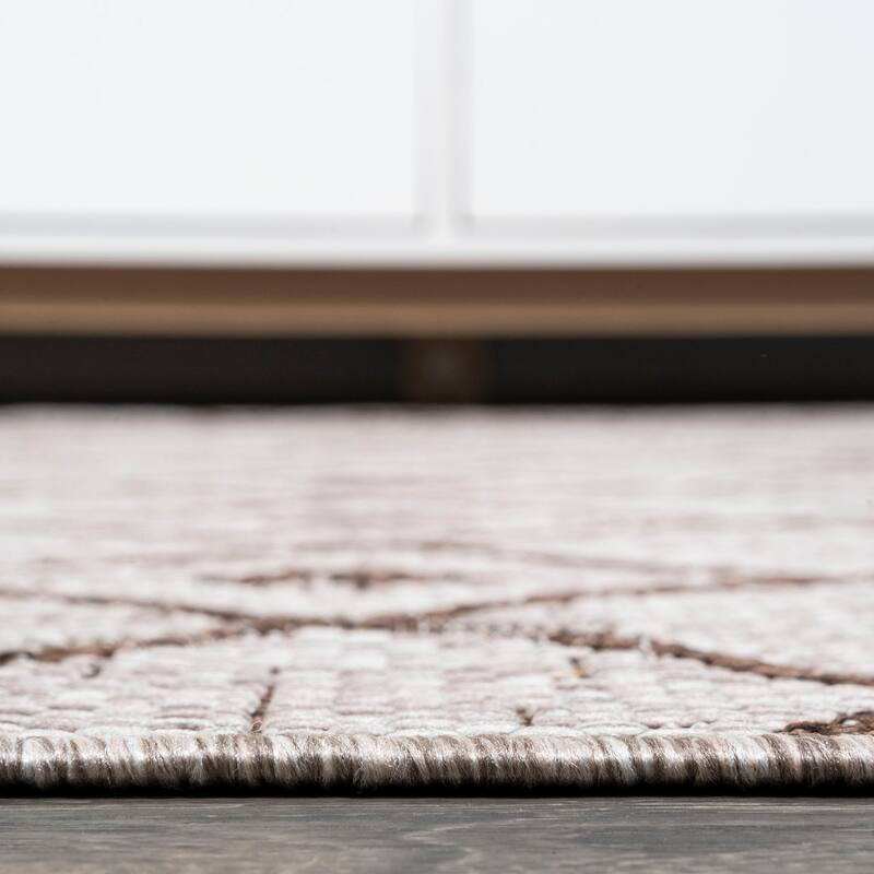 JONATHAN Y Tokay Tribal Bohemian Indoor/Outdoor Area Rug
