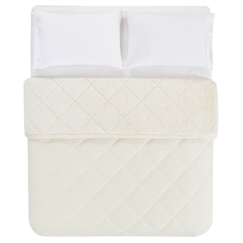 Cloud Top PrimaLoft Plush Blankets & Throws by DOWNLITE
