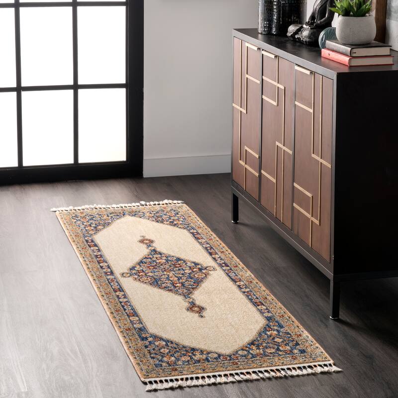 Nuloom Halley Floral Medallion Area Rug