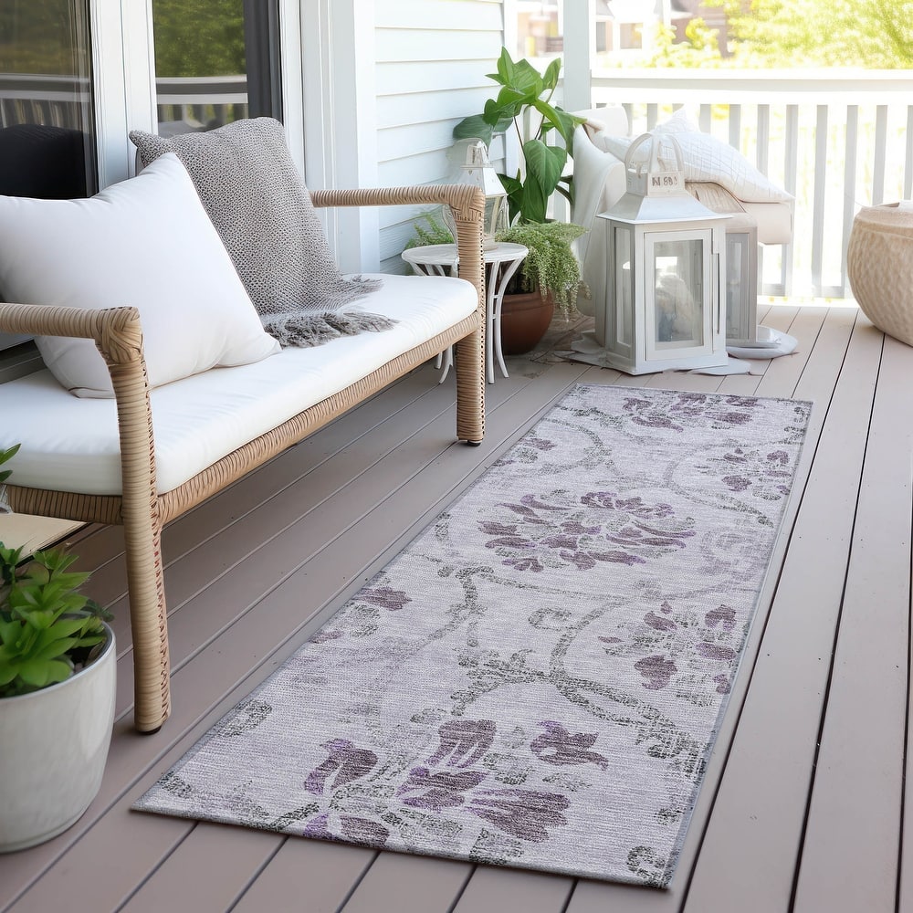 Machine Washable Indoor/ Outdoor Chantille Scroll Floral Rug
