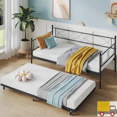 Twin Metal Daybed with Pull-Out Trundle