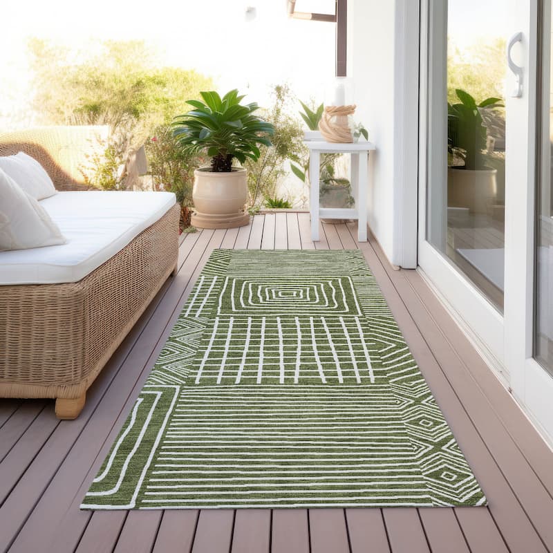 Machine Washable Indoor/ Outdoor Modern Mosaic Chantille Rug
