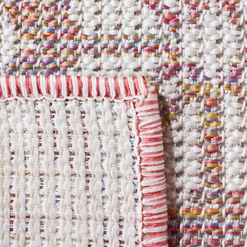 Martha Stewart by SAFAVIEH Matty Indoor/ Outdoor Rug
