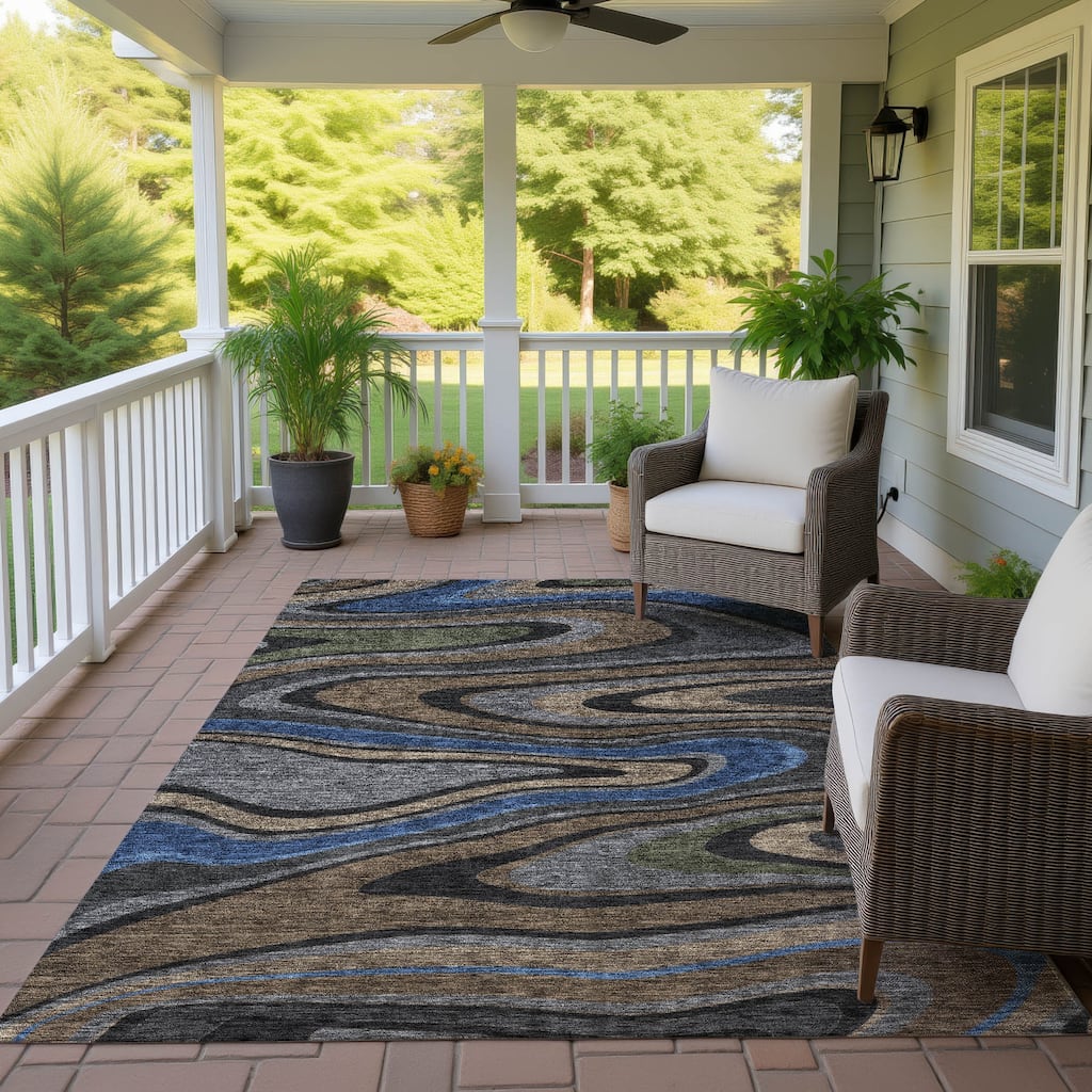 Machine Washable Indoor/ Outdoor Abstract Busey Chantille Rug