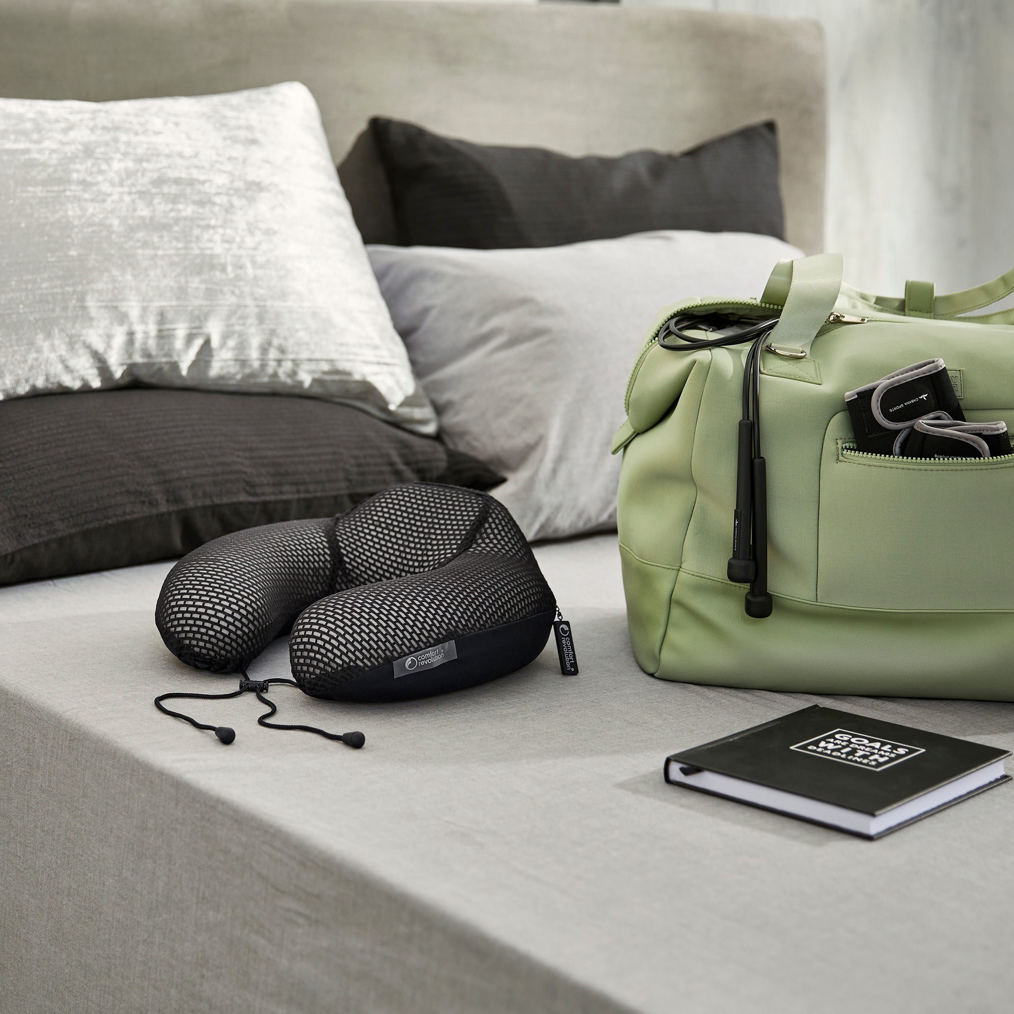 Comfort Revolution Cool Comfort Hydraluxe Memory Foam Pillow