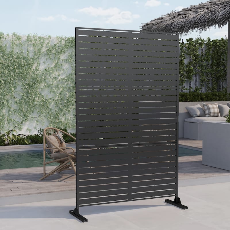 Outdoor Free Standing Metal Privacy Screen