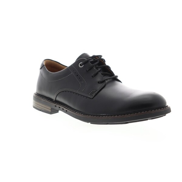 Clarks unelott plain black clearance