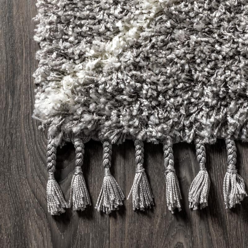 JONATHAN Y Modern Shag Plush Tassel Moroccan Diamond Area Rug