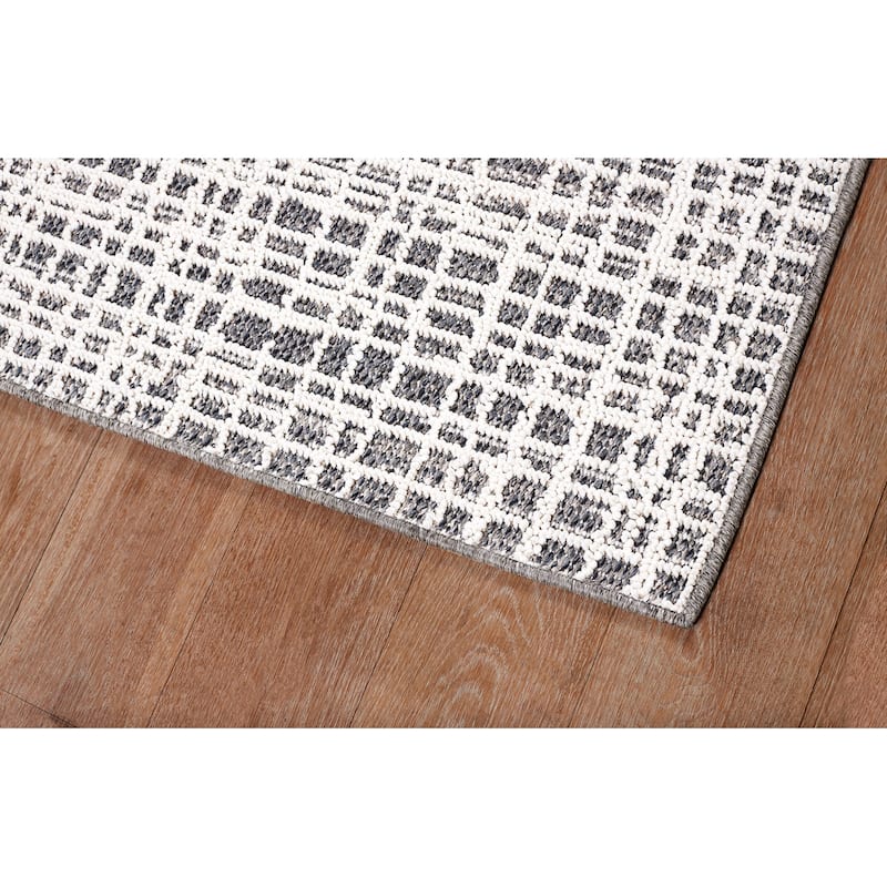 Terra by Obeetee Resort Grid Rug