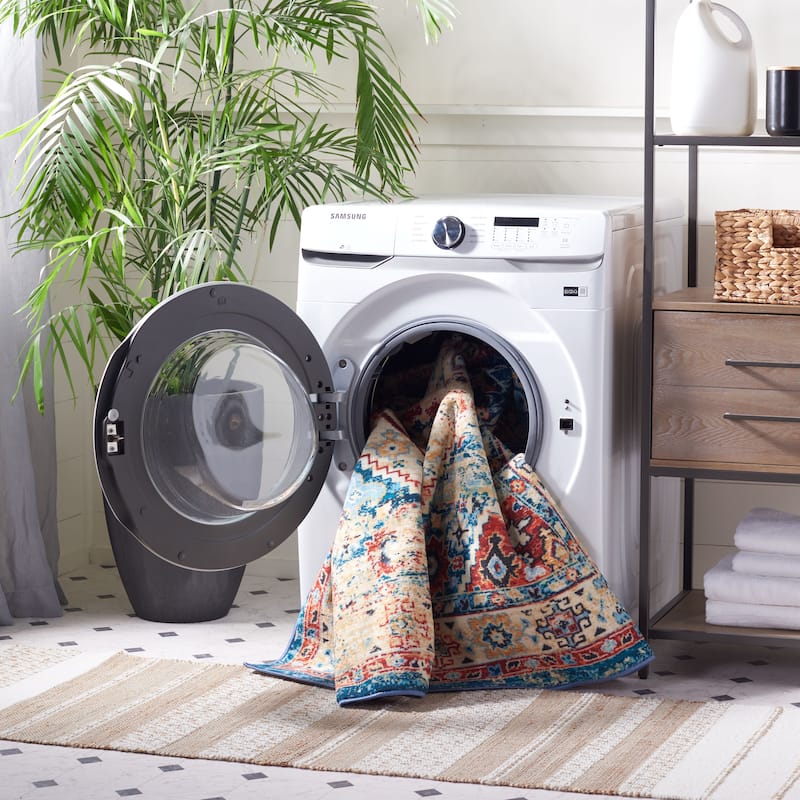 SAFAVIEH Riviera Machine Washable Slip Resistant Vertie Oriental Rug