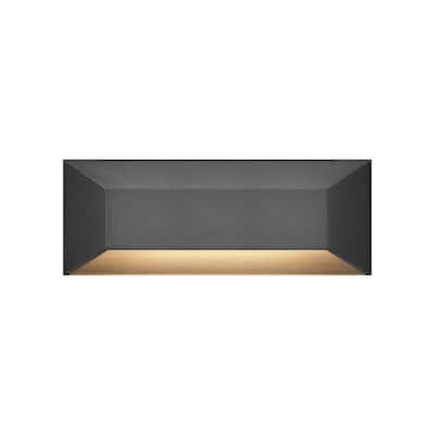 Hinkley Lighting 15228 NUVI 8" Wide 12V LED Step Light