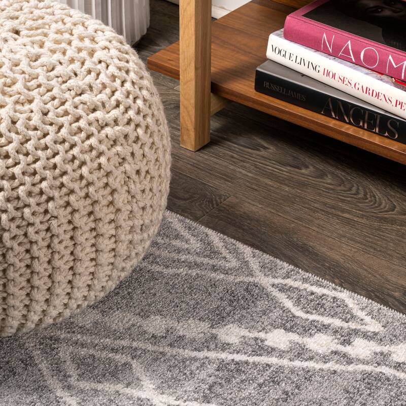 JONATHAN Y Pele Moroccan Style Diamond Area Rug