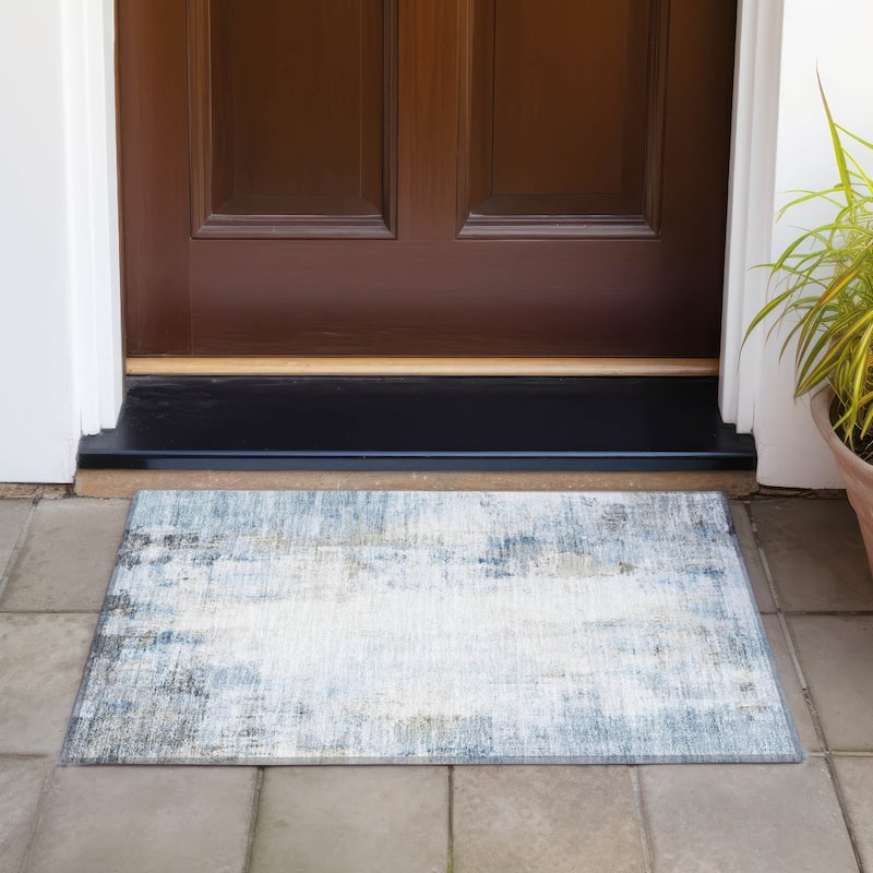 Machine Washable Indoor/Outdoor Abstract Solid Chantille Rug - Blue - 1'8" x 2'6"