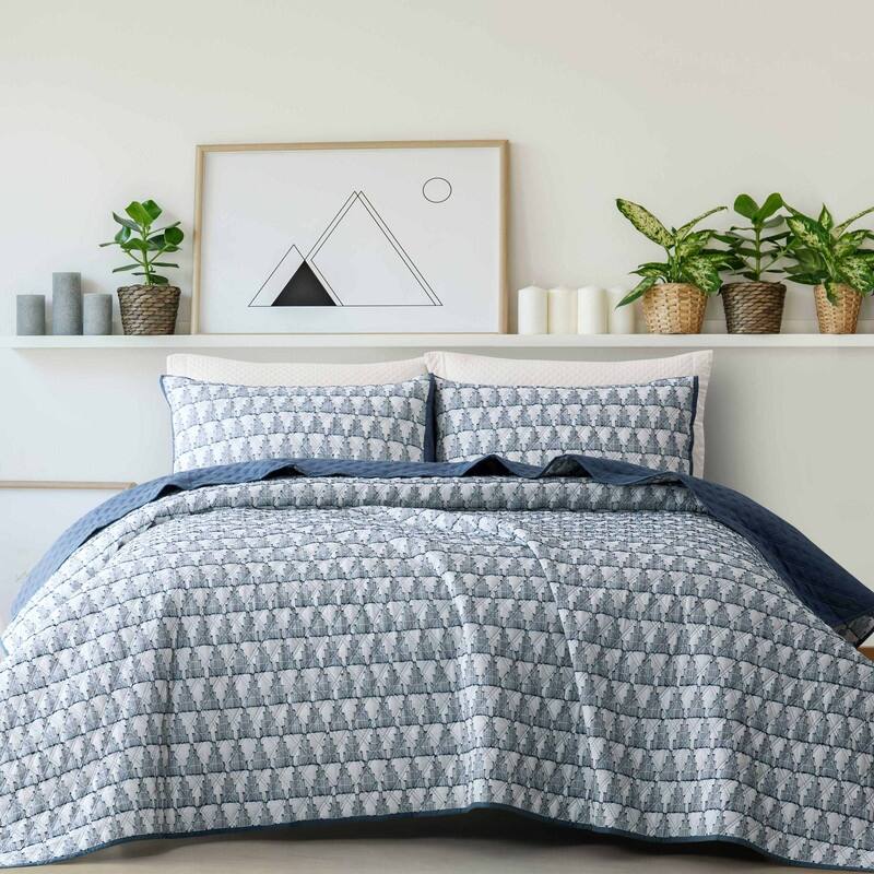 Wonderful 3-Piece Quilt Set Printed Cute Cake Bedding Set - Queen