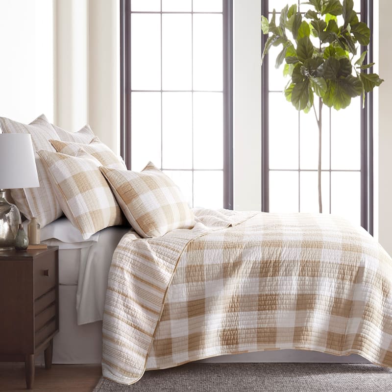 Camden Taupe Full/Queen Quilt Set - Levtex Home