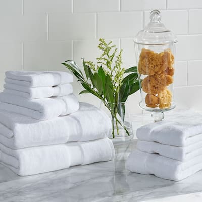 SAFAVIEH Super Plush 8-Piece Towel Bundle - 27"W x 54"D