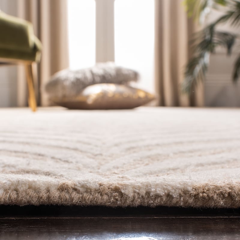 SAFAVIEH Handmade Bella Crescencia Modern Floral Wool Rug