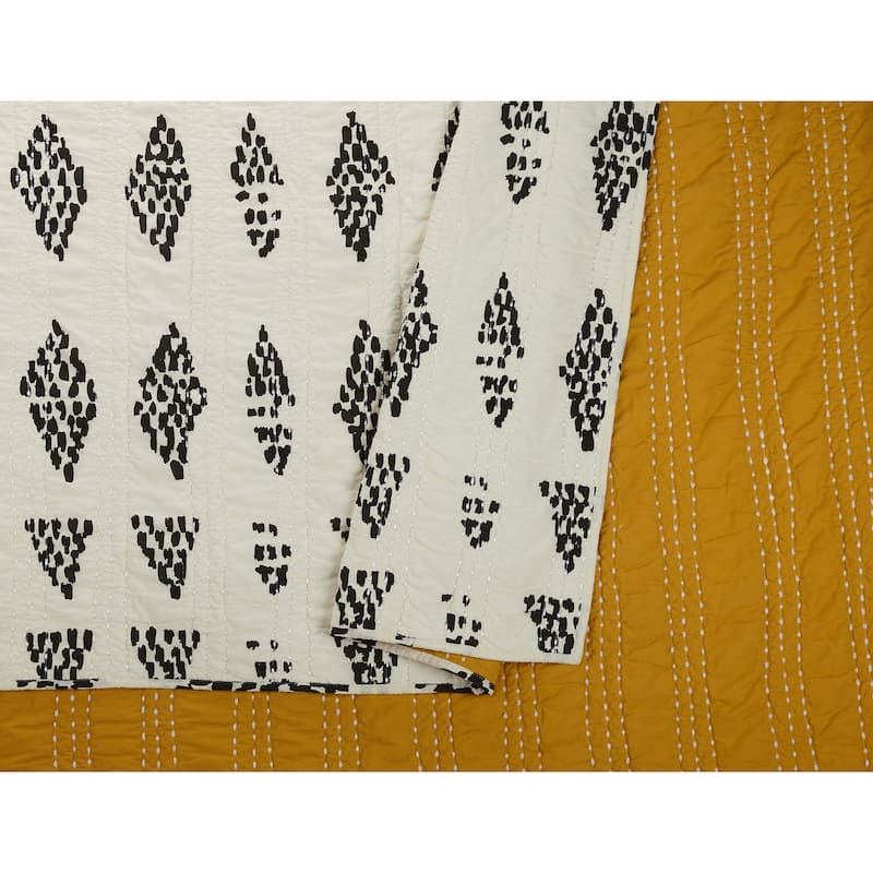 Prosperity 100% Cotton Reversible Quilt Set by Jungalow