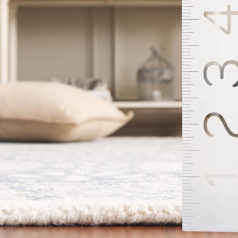 SAFAVIEH Handmade Metro Persefoni French Country Wool Rug