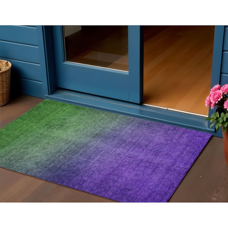 HomeRoots Ombre Transitional Rectangle Outdoor Rug - 3' x 5'